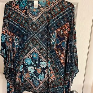 Ladies Maurice’s brand Camono, Size not listed on tag, navy blue,  teal, peach